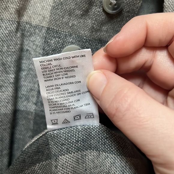 NWT Weatherproof gray casual button down | L - Picture 9 of 12